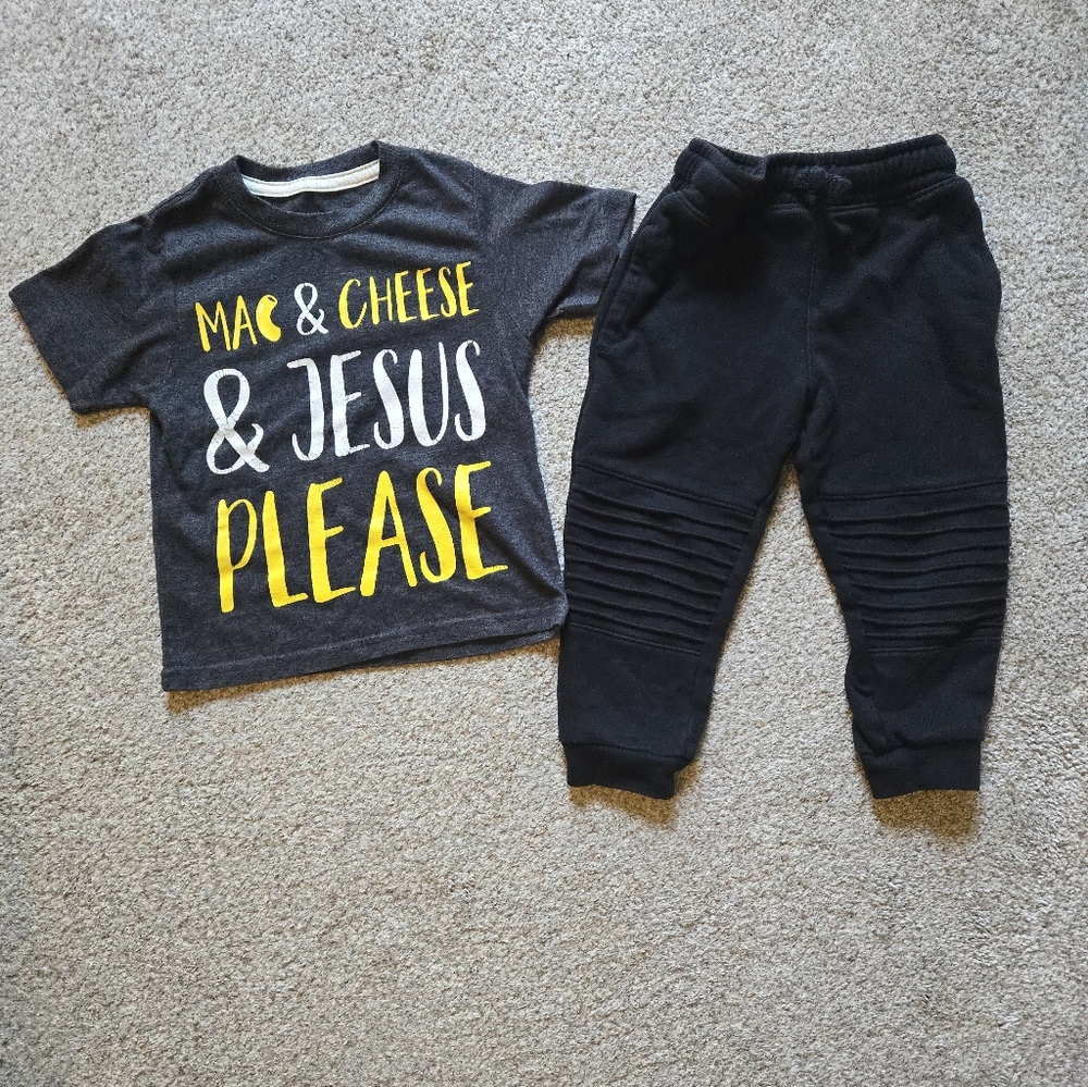 Mac & Cheese And JESUS please. Outfit.